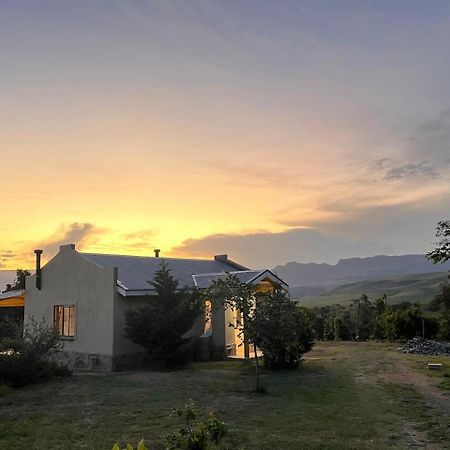 Berghouse And Cottages Langkloof Exterior foto
