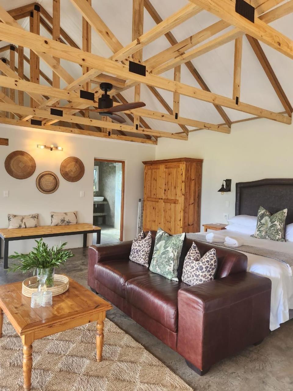 Berghouse And Cottages Langkloof Exterior foto